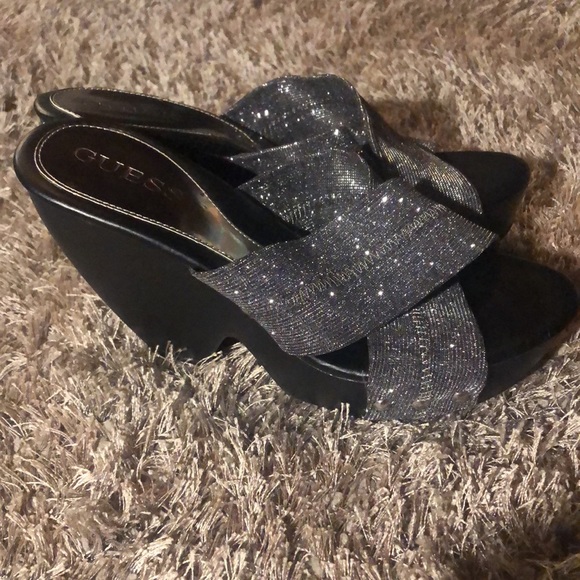 Shoes - Picture 2 of 7